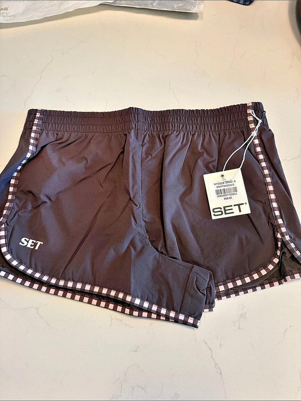 SET NY031B-DWD Checkered Athletic Shorts in Brown & Pink Size Small NWT